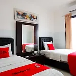 RedDoorz near Wisata Kota Lama Semarang
