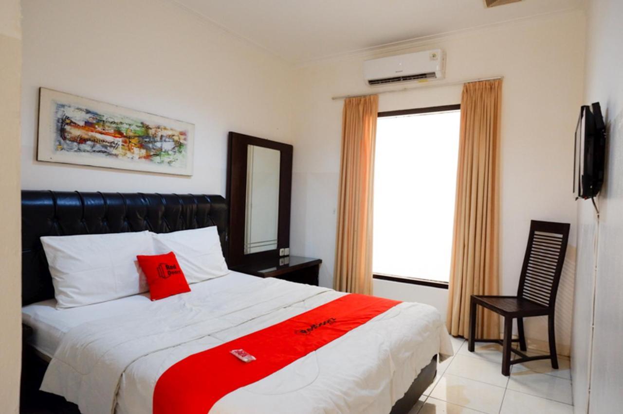 Hotel Reddoorz Near Wisata Kota